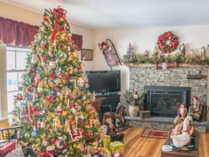 Winter Break Find 100 Snowflakes - Play Free Girls Browser Game Online Instantly